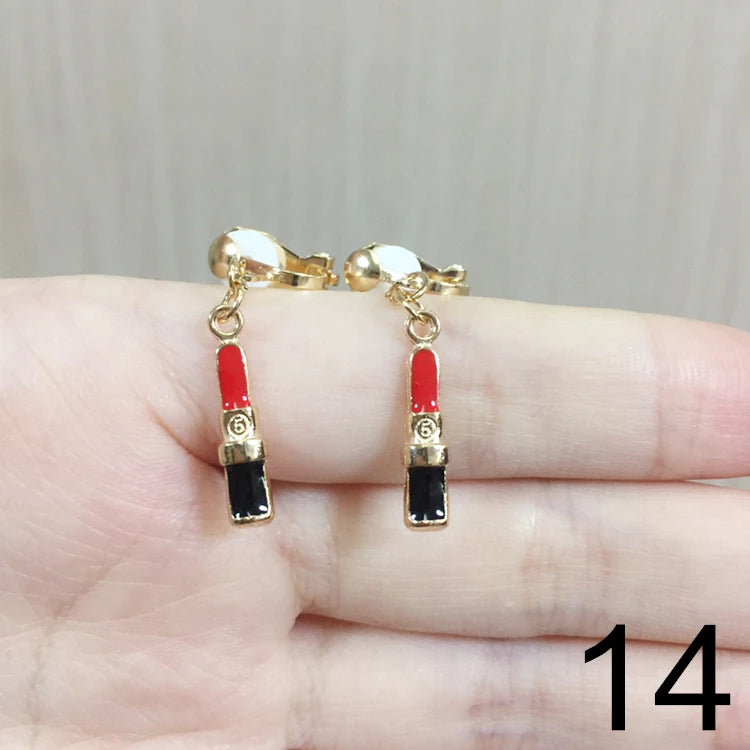Brincos de Pressão em Forma de Estrela e Lua – Para Meninas
Brincos adoráveis em forma de estrela e lua estilo cartoon, perfeitos para meninas que adoram cor, brilho e diversão!
Sem necessidade de furos – com clip de p