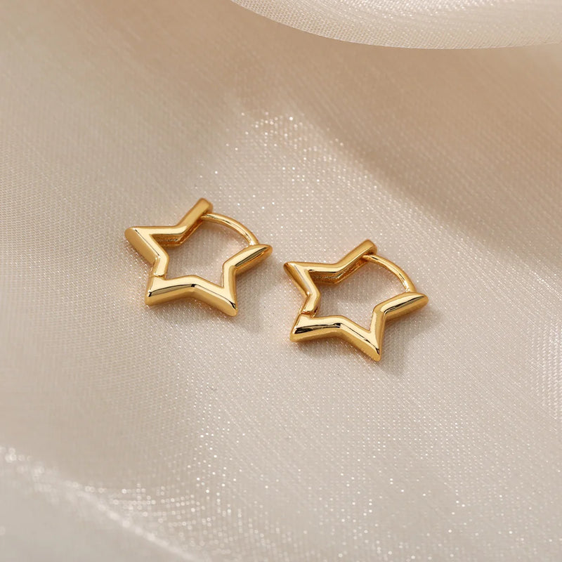 Brincos Luxury Star - Argolas Minimalistas em Aço Inoxidável (2025)
Descubra o brilho moderno com os Brincos Luxury Star, o acessório perfeito para mulheres e meninas que adoram um estilo Y2K elegante e minimalista. Fabric