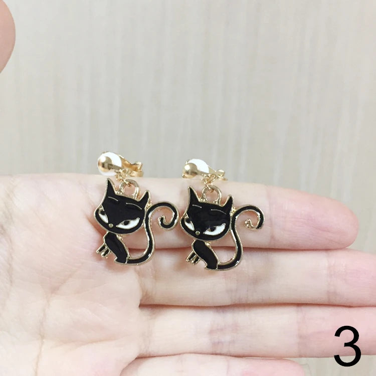 Brincos de Pressão em Forma de Estrela e Lua – Para Meninas
Brincos adoráveis em forma de estrela e lua estilo cartoon, perfeitos para meninas que adoram cor, brilho e diversão!
Sem necessidade de furos – com clip de p