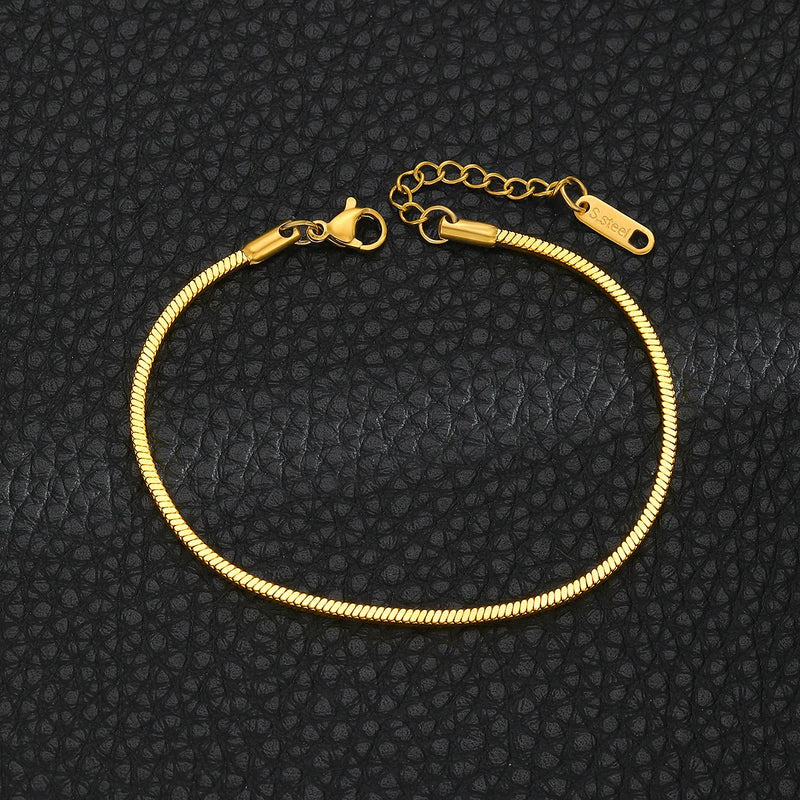 Pulseira Estilo Cadeia Cobra em Aço Inoxidável – Unissexo, Elegância Urbana
Adicione um toque ousado e sofisticado ao seu visual com esta pulseira de cadeia tipo osso de cobra, feita em aço inoxidável de alta durabilid