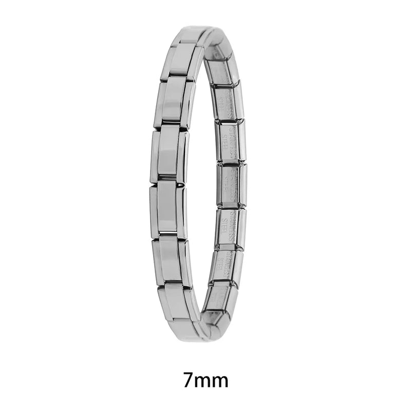 Pulseira Italiana Elástica com Charme – Hapiship
Estilo clássico com um toque moderno

Descubra a elegância atemporal da pulseira de charme italiana Hapiship, com design elástico e acabamento refinado em aço inoxidáve