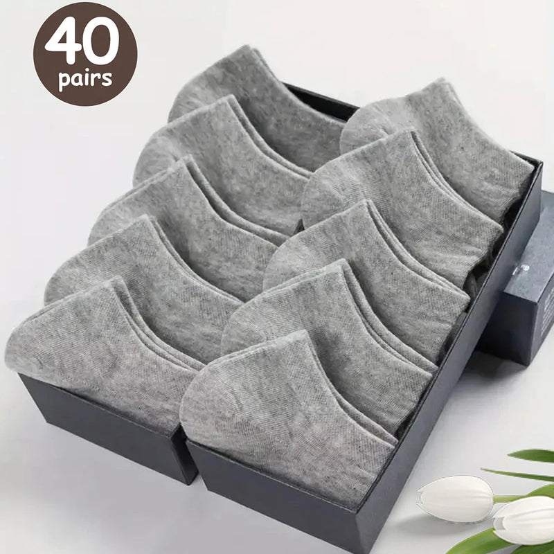Kit com 10/20/30/40/50 Pares de Meias Masculinas de Cano Baixo – Ultra Respiráveis, Antitranspirantes e Ideais para o Verão
Descubra o conforto absoluto com estas meias de cano baixo, perfeitas para o dia a dia, treino ou