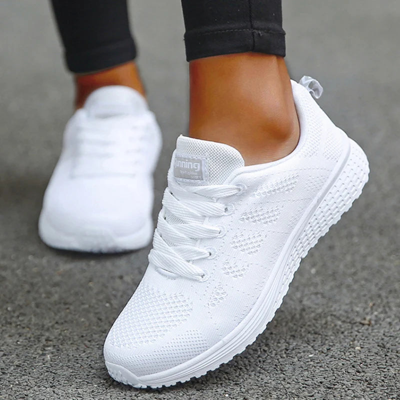 Tênis Feminino 2024 – Conforto, Estilo e Leveza para o Dia a Dia
Descubra o novo modelo de ténis femininos 2024, com design moderno, leveza incomparável e tecido respirável. Produzidos em malha elástica de alta qualida