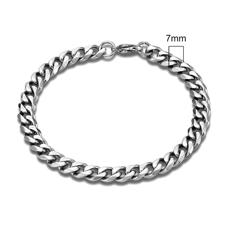 Pulseira Curb Cuban em Aço Inoxidável – Estilo Punk Rock para Homem e Mulher
Adiciona atitude e personalidade ao teu visual com esta pulseira de corrente estilo Curb Cuban, feita em aço inoxidável de alta qualidade, res