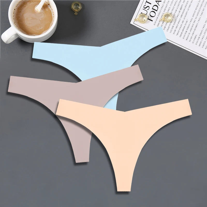 INETOO – Pack de 3 Calcinhas Femininas em Seda Fria
Modelo V-Cintura • Sem Costuras • Respirável • Sensual & Confortável

Descubra o equilíbrio perfeito entre conforto e sensualidade com este pack de 3 calcinhas FI
