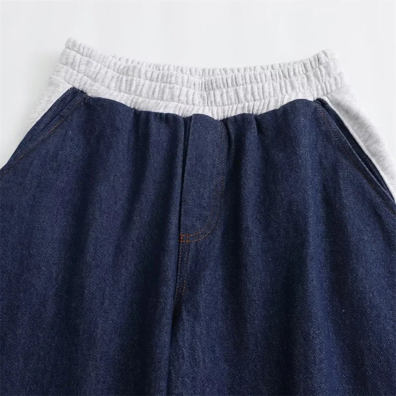 Conjunto Jeans Feminino com Recortes – Tendência Outono/Inverno 2025
Renova o teu estilo com este conjunto jeans moderno e cheio de atitude, perfeito para os dias mais frescos de outono e inverno!
Com recortes estratégico