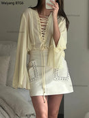 Saia Mini em Couro Fashion para Mulher – Primavera/Verão 2025 | Estilo Y2K
Desfruta do melhor da moda com esta saia mini em couro, perfeita para a estação quente! Com um design moderno inspirado no estilo Y2K, esta saia