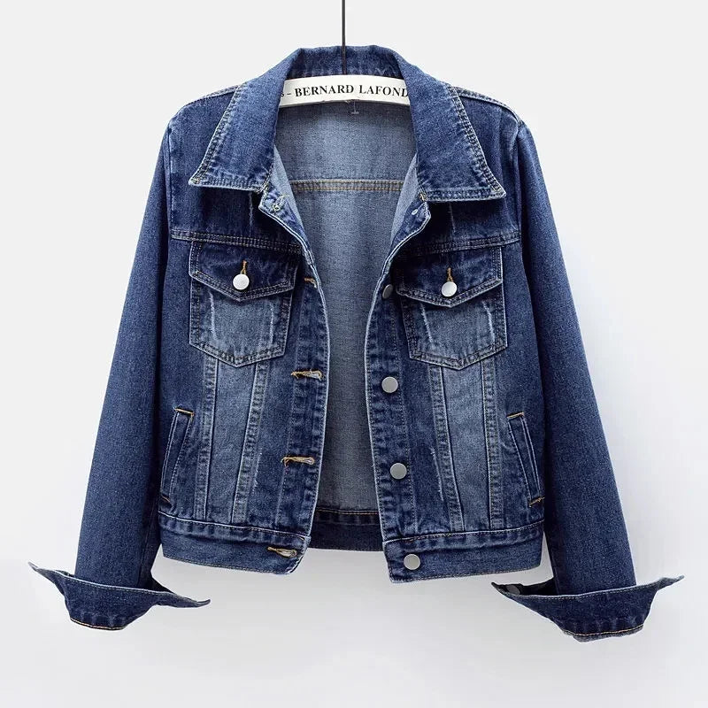 Jaqueta Jeans Feminina Manga Longa 2025 – Estilo Primavera

Descubra o conforto e a versatilidade da nossa jaqueta jeans feminina de manga longa, ideal para a primavera de 2025. Com um corte largo e moderno, esta peça em d