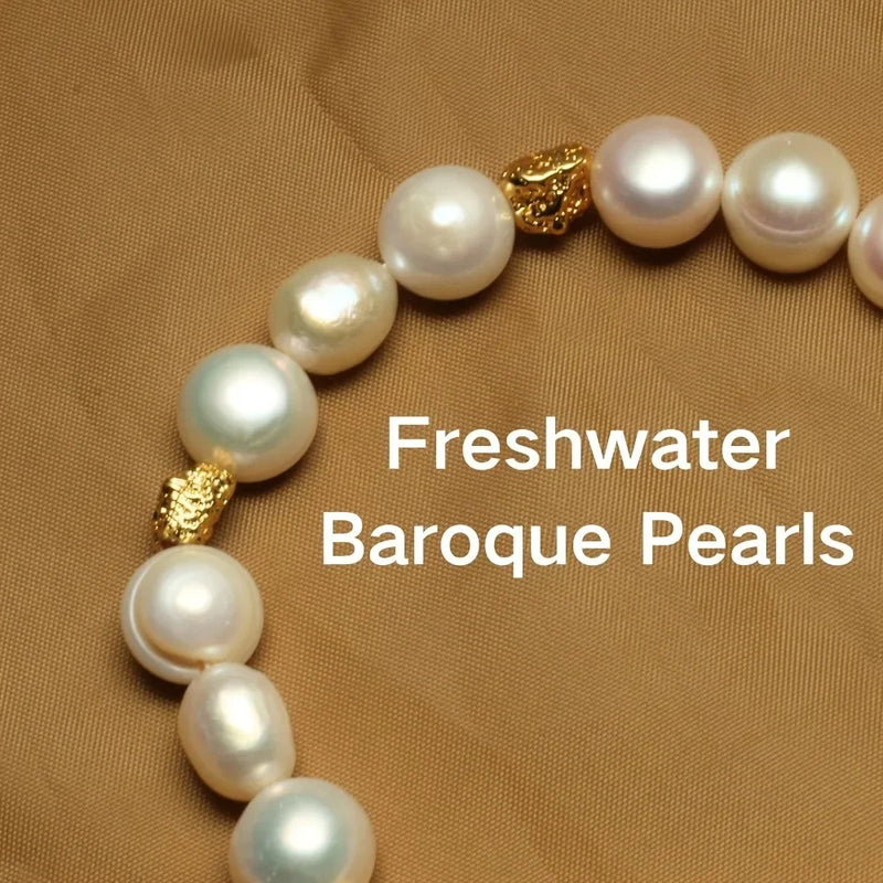 Pulseira Feminina com Pérolas Barrocas Naturais 8-9mm – Fecho Geométrico Elegante | Joia Fina por Atacado
Descubra a sofisticação intemporal com esta pulseira delicada de pérolas de água doce barrocas (8-9mm), cuidado