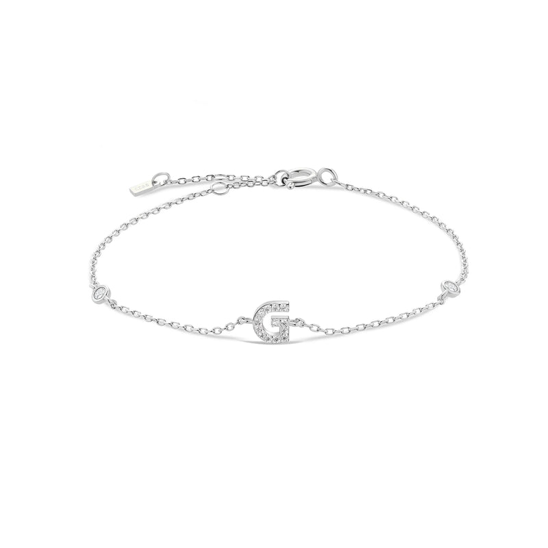 Pulseira Personalizada ANDYWEN com Inicial – Prata Esterlina 925 & Banho de Ouro
Descubra a elegância da joalharia personalizada com a pulseira ANDYWEN — uma peça sofisticada em prata esterlina 925 com banho de ouro bri