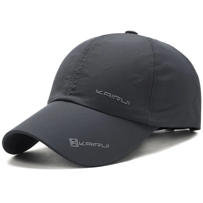 Boné Estilo Beisebol Unissexo – Ideal para o Verão
Boné casual e moderno, perfeito para dias de sol. Com design clássico estilo beisebol, este acessório combina conforto, estilo urbano e proteção solar.