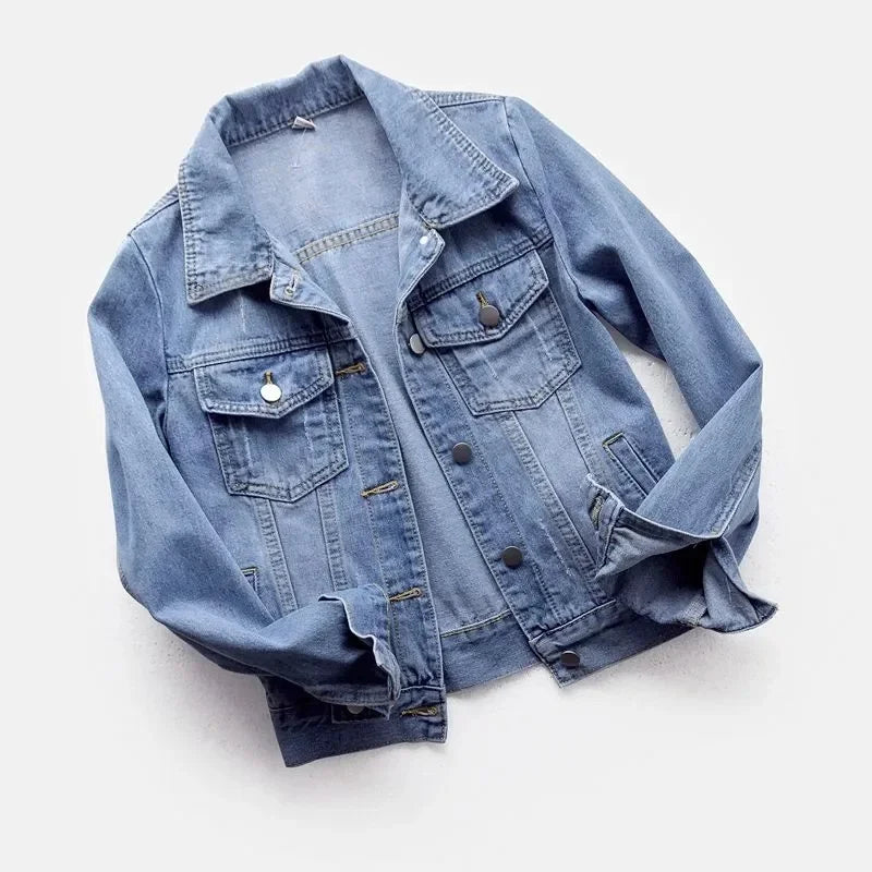 Jaqueta Jeans Feminina Manga Longa 2025 – Estilo Primavera

Descubra o conforto e a versatilidade da nossa jaqueta jeans feminina de manga longa, ideal para a primavera de 2025. Com um corte largo e moderno, esta peça em d