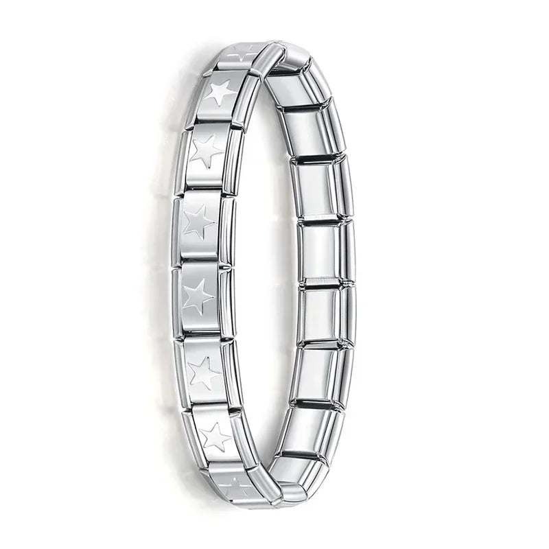 Pulseira Italiana Elástica com Charme – Hapiship
Estilo clássico com um toque moderno

Descubra a elegância atemporal da pulseira de charme italiana Hapiship, com design elástico e acabamento refinado em aço inoxidáve
