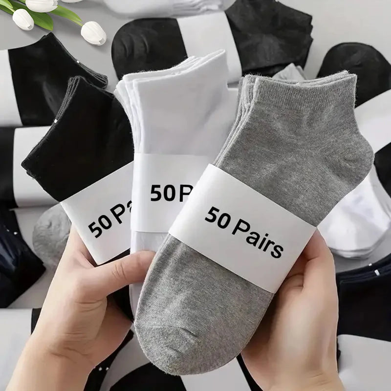 Kit com 10/20/30/40/50 Pares de Meias Masculinas de Cano Baixo – Ultra Respiráveis, Antitranspirantes e Ideais para o Verão
Descubra o conforto absoluto com estas meias de cano baixo, perfeitas para o dia a dia, treino ou