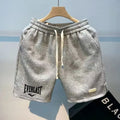 Shorts Masculinos Estampados – Estilo, Conforto e Versatilidade
Descobre os novos shorts casuais estampados, perfeitos para os dias quentes da primavera e verão. Com um design moderno e popular, são fabricados com um teci