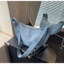 Bolsa Mensageira Feminina em Nylon – Estilo Casual, Grande Capacidade
Descubra a combinação perfeita entre elegância, funcionalidade e conforto com esta bolsa mensageira feminina em nylon de alta qualidade.
Com um design