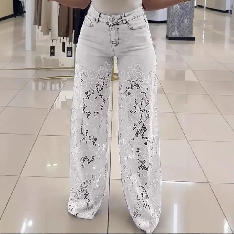 Calças Jeans Femininas Baggy com Detalhe em Crochê Floral – Tendência Verão 2025 | Estilo Y2K
Destaque-se com estas calças jeans baggy femininas com recortes em forma de flor e detalhes em crochê artesanal. Um modelo