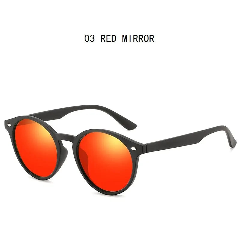 Óculos de Sol Redondos Polarizados – Estilo Clássico Vintage Unissexo
Descubra o equilíbrio perfeito entre estilo intemporal e proteção ocular com estes elegantes óculos de sol redondos, ideais para mulheres e homens.