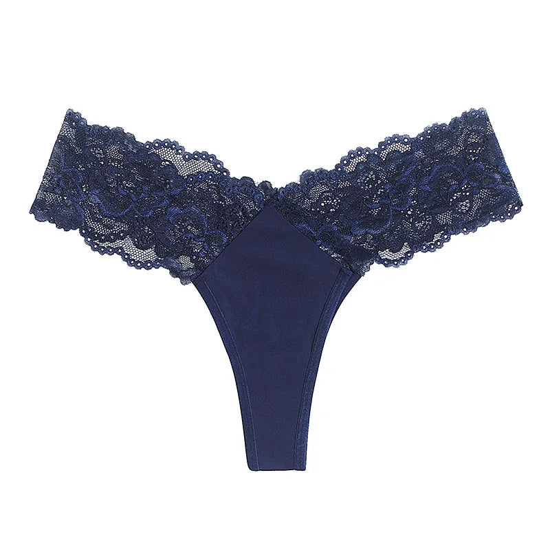 Fio Dental Feminino em Renda Semitransparente – Lingerie Sexy e Confortável

Descubra o equilíbrio perfeito entre sensualidade e conforto com este fio dental feminino confeccionado em renda semitransparente de alta qualid