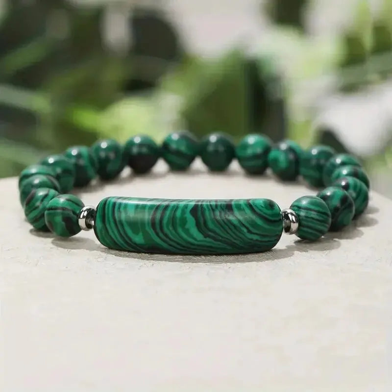 ulseira Artesanal de Pedras Naturais – Energia & Equilíbrio
Descobre a beleza e o poder das pedras naturais com esta pulseira artesanal única. Feita com Turquesa Natural, Malaquita e Cristal Brutinho, esta peça combina e