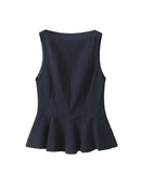 Top Feminino Elegante com Folhos TRZA – Sem Mangas, Decote Redondo, Fecho Lateral
Descubra o equilíbrio perfeito entre elegância e conforto com as blusas TRZA. Este modelo sem mangas, com folhos delicados, decote redondo