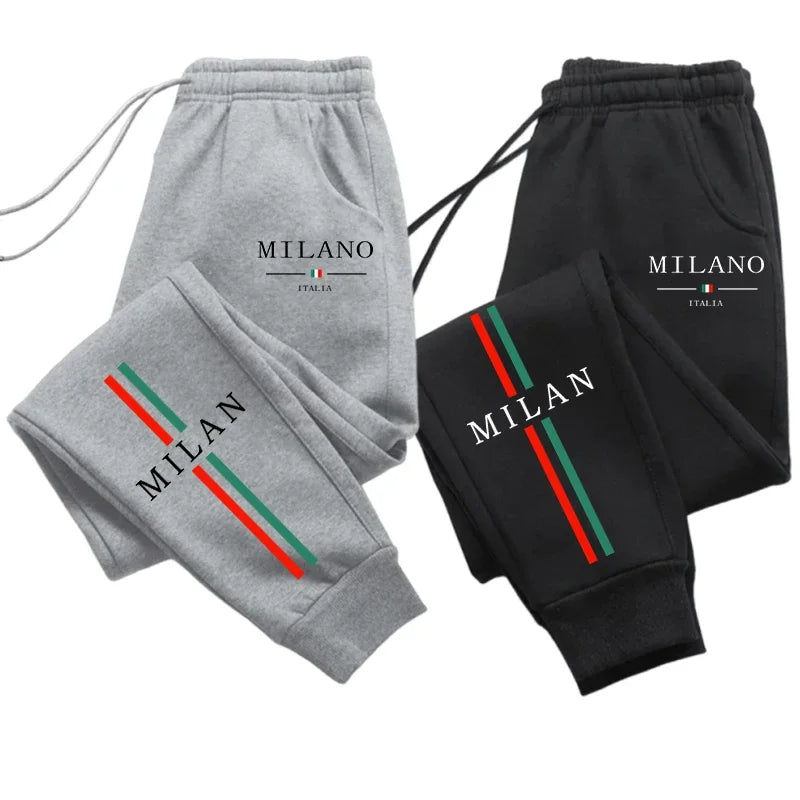 Calças Jogger de Moletom Estampadas com Design Exclusivo da Cidade de Milão – Tendência Quente de 2025!

Confeccionadas com tecido de alta qualidade, estas calças jogger são perfeitas para quem procura conforto e estil