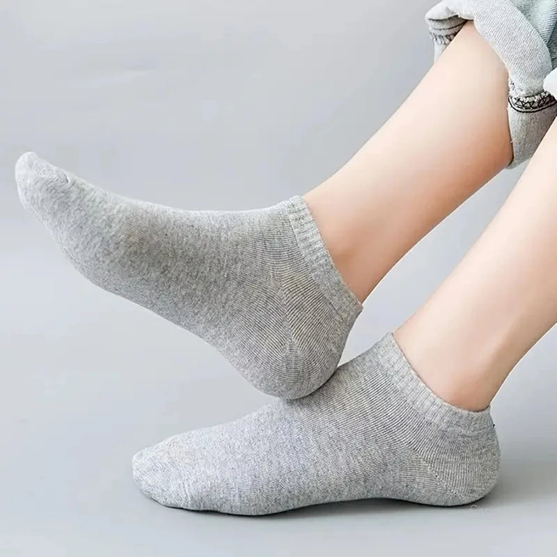 10/12/20/40 Pares de Meias Invisíveis para Homem – Conforto, Estilo e Durabilidade

Descubra o conjunto perfeito de meias de barco para homem, ideais tanto para ocasiões de negócios como para atividades desportivas. Fabr