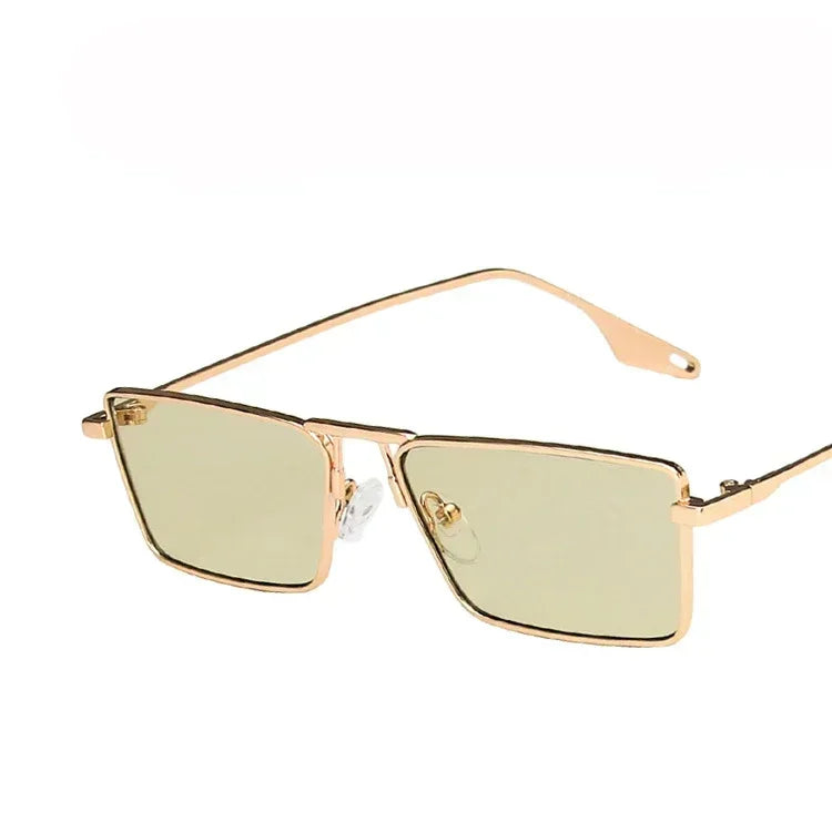 Óculos de Sol Vintage Luxuosos – Estilo Retro com Armação Metálica
Descubra o charme dos óculos de sol estreitos e elegantes, com design retangular vintage que combina estilo e sofisticação. Com armação metálica p
