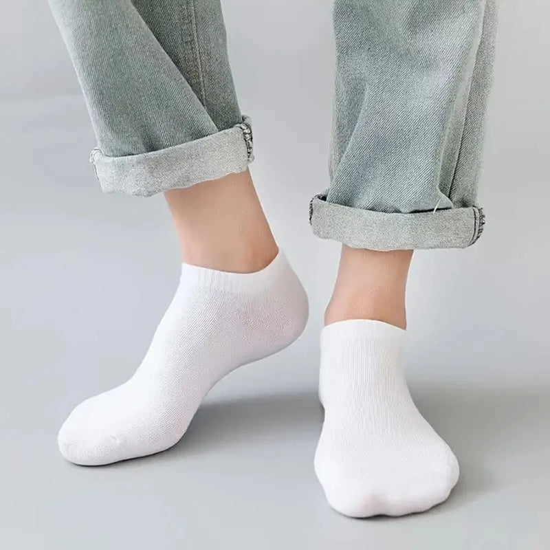 10/12/20/40 Pares de Meias Invisíveis para Homem – Conforto, Estilo e Durabilidade

Descubra o conjunto perfeito de meias de barco para homem, ideais tanto para ocasiões de negócios como para atividades desportivas. Fabr