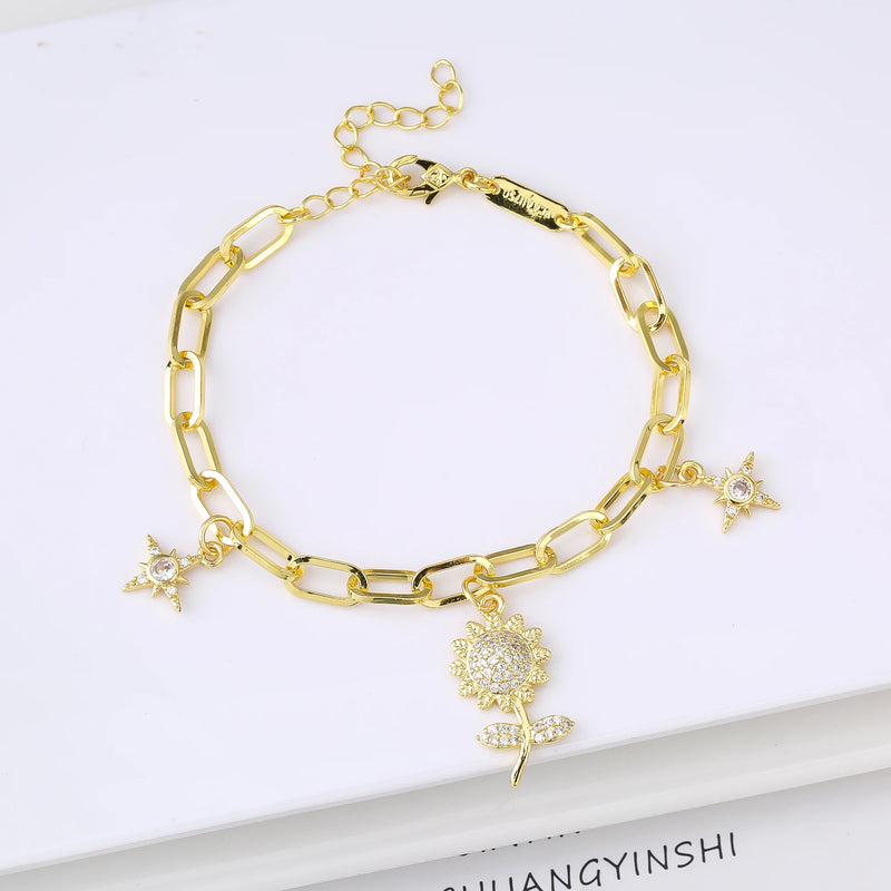 Pulseira Botânica de Cristal com Girassol e Zircónia Estrela
Descubra o encanto natural desta pulseira ajustável, inspirada na beleza dos girassóis e no brilho das estrelas.
Com detalhes delicados em cristal completo e zi