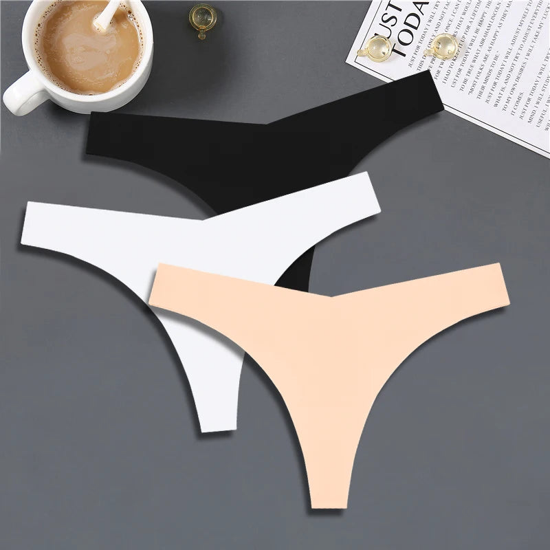 INETOO – Pack de 3 Calcinhas Femininas em Seda Fria
Modelo V-Cintura • Sem Costuras • Respirável • Sensual & Confortável

Descubra o equilíbrio perfeito entre conforto e sensualidade com este pack de 3 calcinhas FI