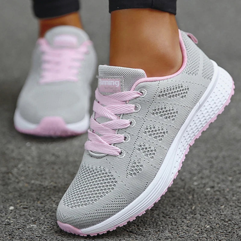 Tênis Feminino 2024 – Conforto, Estilo e Leveza para o Dia a Dia
Descubra o novo modelo de ténis femininos 2024, com design moderno, leveza incomparável e tecido respirável. Produzidos em malha elástica de alta qualida