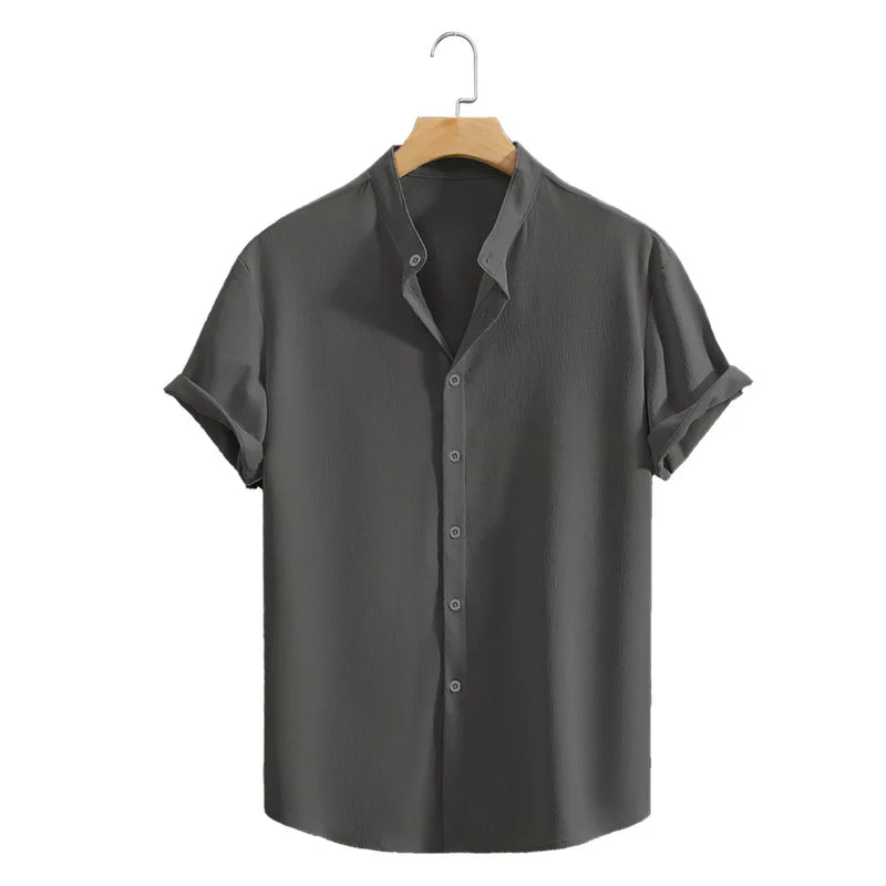 Camisas de Praia Masculinas – Estilo Casual, Leve e Versátil
Camisas casuais masculinas de manga curta, perfeitas para dias de sol, passeios ou encontros descontraídos. Confeccionadas com tecido leve e respirável, oferec