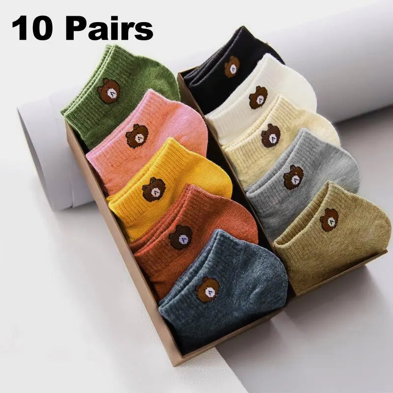 Conjunto de 10 Pares de Meias Baixas Femininas com Estampas de Ursinhos Fofos – Elegantes, Respiráveis e Super Confortáveis para o Teu Dia a Dia Casual

Descobre o equilíbrio perfeito entre estilo e conforto com este con