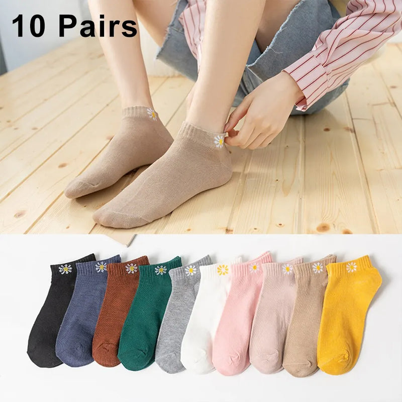 Conjunto de 10 Pares de Meias Baixas Femininas com Estampas de Ursinhos Fofos – Elegantes, Respiráveis e Super Confortáveis para o Teu Dia a Dia Casual

Descobre o equilíbrio perfeito entre estilo e conforto com este con