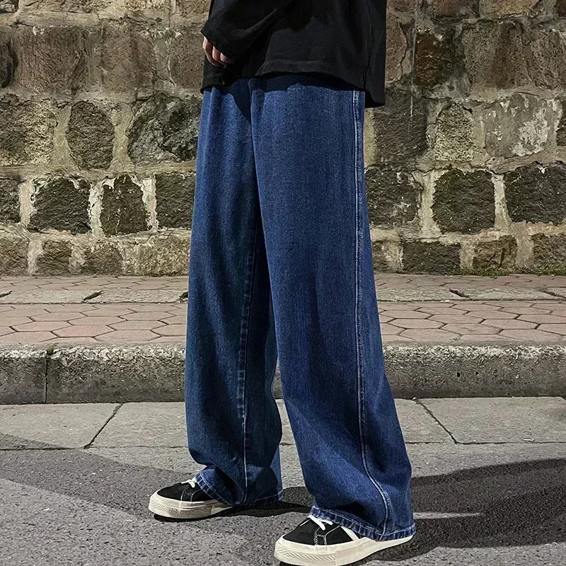 Calças Jeans Masculinas Largas Streetwear 2025 – Estilo Coreano Moderno
Descubra o conforto e a atitude das calças jeans largas, inspiradas na moda coreana que domina as ruas em 2025. Com corte reto e perna larga, estas c