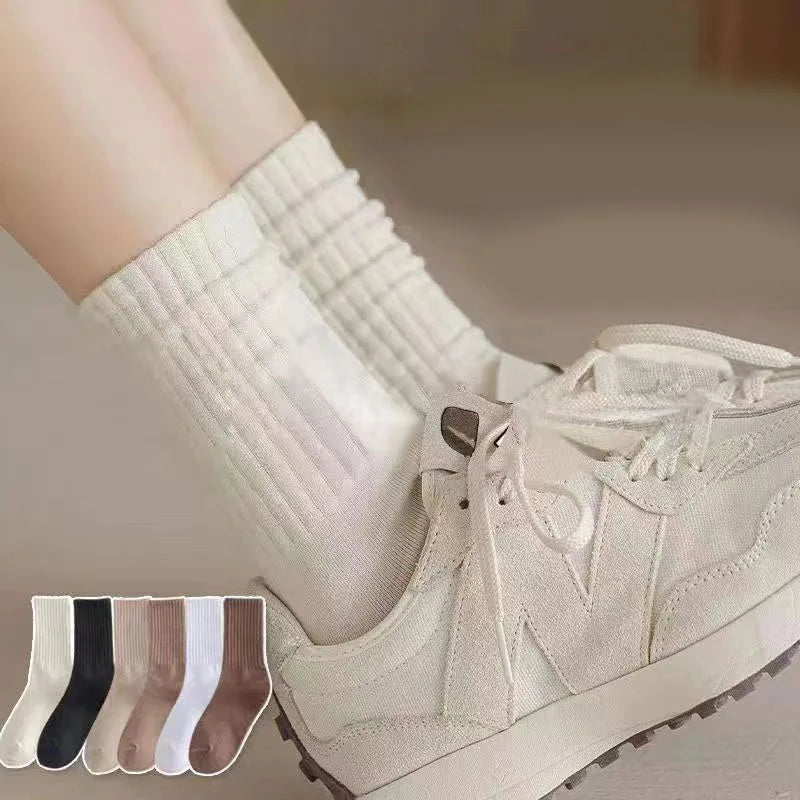 6 Pares de Meias Femininas Primavera/Outono – Comprimento Médio para Botas, Sem Costuras, Estilo Montão e Meias Longas

Desfrute de conforto e estilo com este conjunto de 6 pares de meias femininas, ideais para a primaver