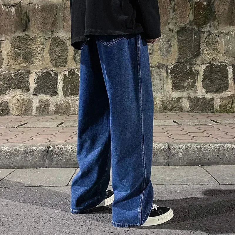 Calças Jeans Masculinas Largas Streetwear 2025 – Estilo Coreano Moderno
Descubra o conforto e a atitude das calças jeans largas, inspiradas na moda coreana que domina as ruas em 2025. Com corte reto e perna larga, estas c