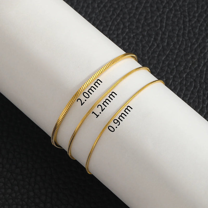 Pulseira Estilo Cadeia Cobra em Aço Inoxidável – Unissexo, Elegância Urbana
Adicione um toque ousado e sofisticado ao seu visual com esta pulseira de cadeia tipo osso de cobra, feita em aço inoxidável de alta durabilid