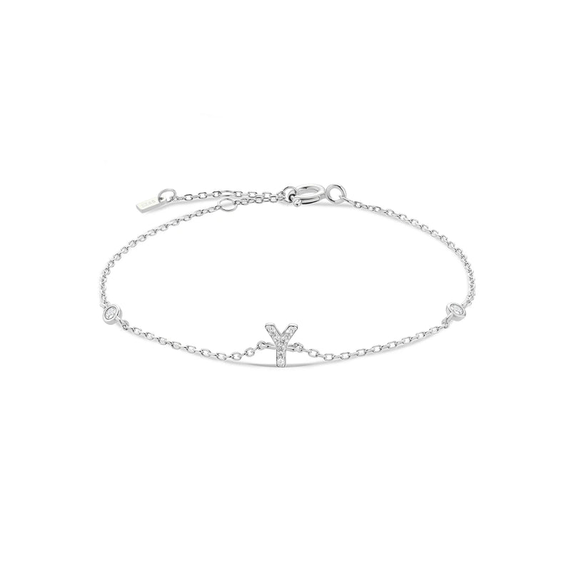 Pulseira Personalizada ANDYWEN com Inicial – Prata Esterlina 925 & Banho de Ouro
Descubra a elegância da joalharia personalizada com a pulseira ANDYWEN — uma peça sofisticada em prata esterlina 925 com banho de ouro bri