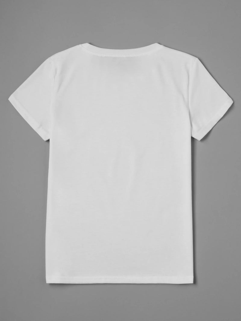 Camiseta Feminina com Estampa de Gato Fofa – Conforto e Estilo no Seu Dia a Dia

Descubra a combinação perfeita entre charme e praticidade com esta blusa casual feminina, confeccionada em tecido stretch de alta qualidade