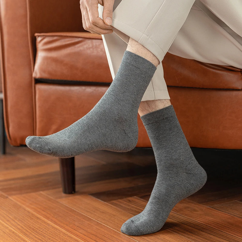 Pack 10 Pares de Meias de Algodão para Homem – Novos Estilos

Descubra o conforto e a qualidade das nossas meias de algodão, perfeitas para o homem moderno. Este pack inclui 10 pares de meias macias, respiráveis e duráv