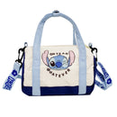 Bolsa de Ombro em Lona com Estilo Stitch — Feminina, Casual e Super Fofa!
Adiciona charme e praticidade ao teu look com esta bolsa de ombro em lona, inspirada no estilo kawaii do Stitch! Ideal para o dia a dia, esta peça c