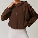 Jaqueta Feminina de Yoga com Manga Longa — Prova de Vento e Secagem Rápida
Este casaco desportivo combina estilo e funcionalidade para o seu treino e corrida. Feito com tecido respirável e de secagem rápida, oferece conf