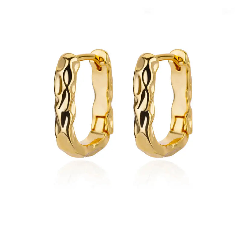 Brincos Luxury Star - Argolas Minimalistas em Aço Inoxidável (2025)
Descubra o brilho moderno com os Brincos Luxury Star, o acessório perfeito para mulheres e meninas que adoram um estilo Y2K elegante e minimalista. Fabric