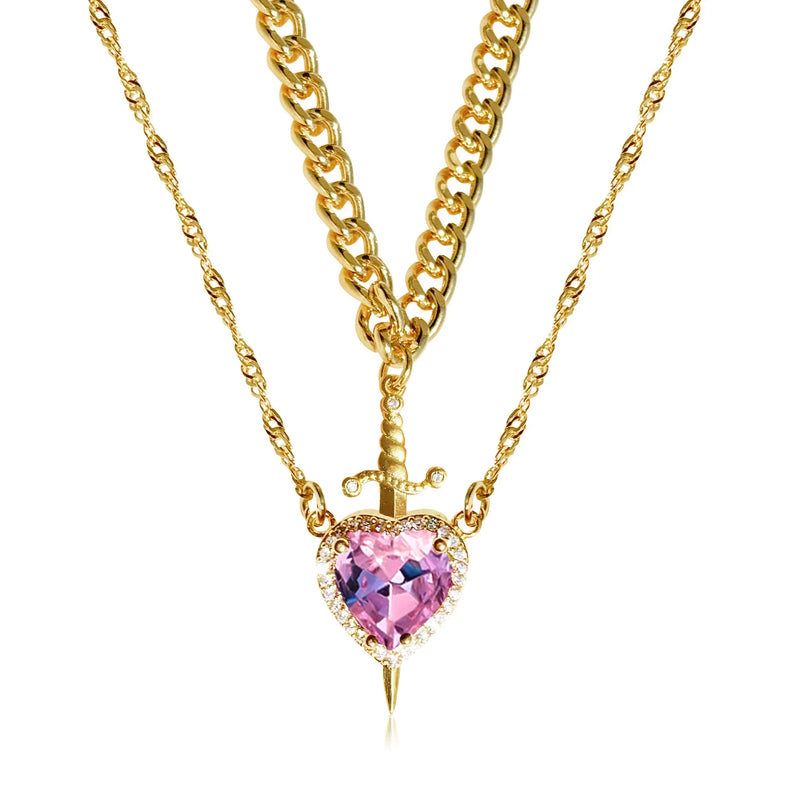 Colar Coração & Espada – Conjunto de Joias para Casal (Colar, Anel e Pulseira)
Descubra o poder do amor e da conexão com este conjunto exclusivo de joias para casais, composto por colar, anel e pulseira. Feito em aço in