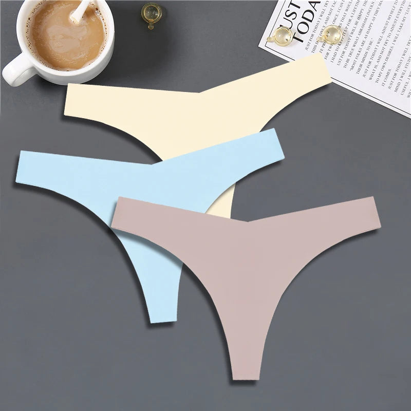 INETOO – Pack de 3 Calcinhas Femininas em Seda Fria
Modelo V-Cintura • Sem Costuras • Respirável • Sensual & Confortável

Descubra o equilíbrio perfeito entre conforto e sensualidade com este pack de 3 calcinhas FI