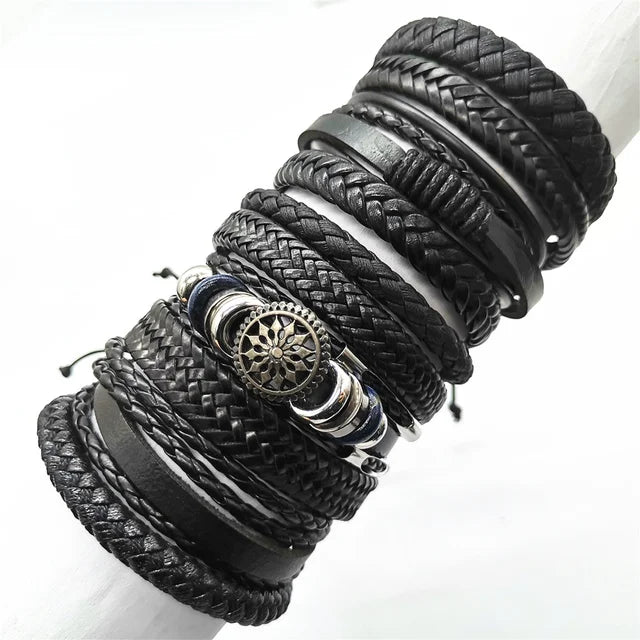 Conjunto de 10 Pulseiras Masculinas em Couro – Estilo Artesanal e Atemporal
Descubra o equilíbrio perfeito entre estilo e autenticidade com este conjunto de 10 pulseiras masculinas em couro entrançado.
Feitas à mão com
