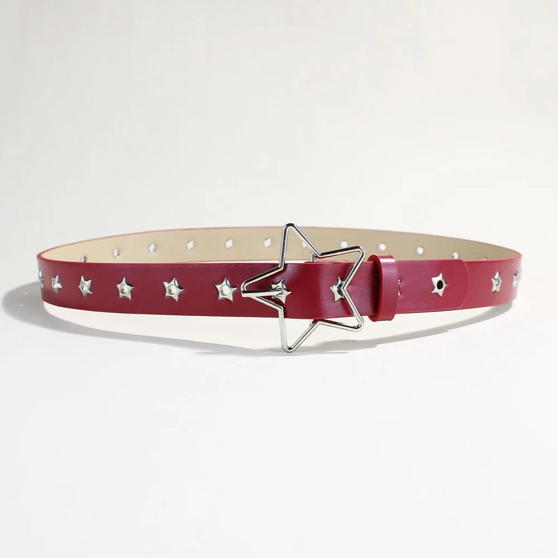 Cinto Estilo Punk com Fivela – Detalhes Estrela e Design Versátil
Adiciona um toque ousado e moderno ao teu look com este cinto decorativo em estilo punk, com fivela metálica resistente e múltiplos furos ajustáveis. O d