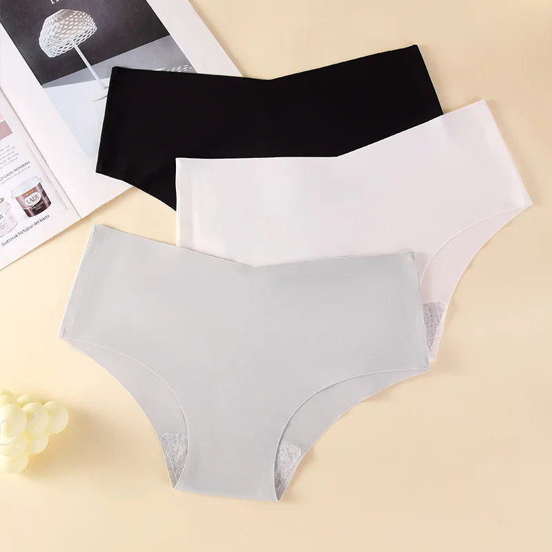 Cuecas Femininas Invisíveis - Conforto Total e Toque de Seda
Cuecas femininas sem costuras, com design invisível sob a roupa, ideais para o dia a dia. Confeccionadas em nylon de seda gelada, proporcionam um toque fresco, ma